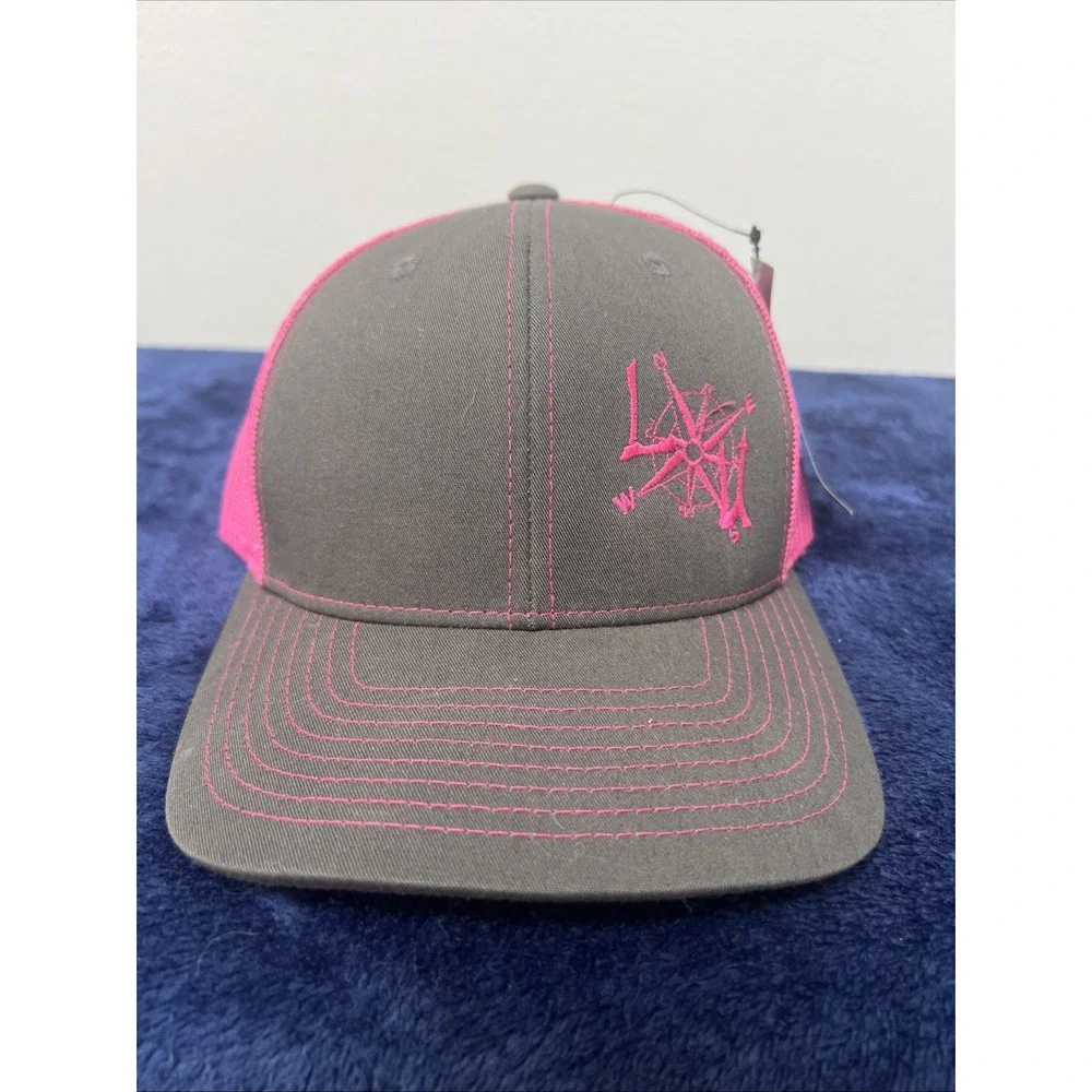 Live It Up Women‎ Cap Trucker Snapback Pink Mesh